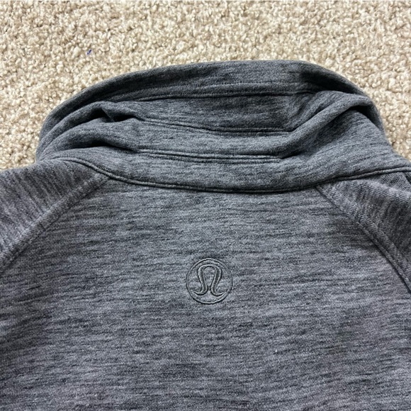 Lululemon radiant jacket II women’s size 10 - Picture 2 of 9